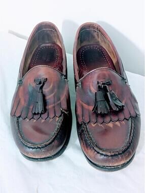 GH Bass Weejuns Kiltie Loafer Mens 10.5 Burgundy Tasseled Leather Dress Shoes